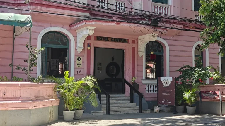 Hotel à beira-mar na Avenida Boa Viagem em Recife, Pernambuco